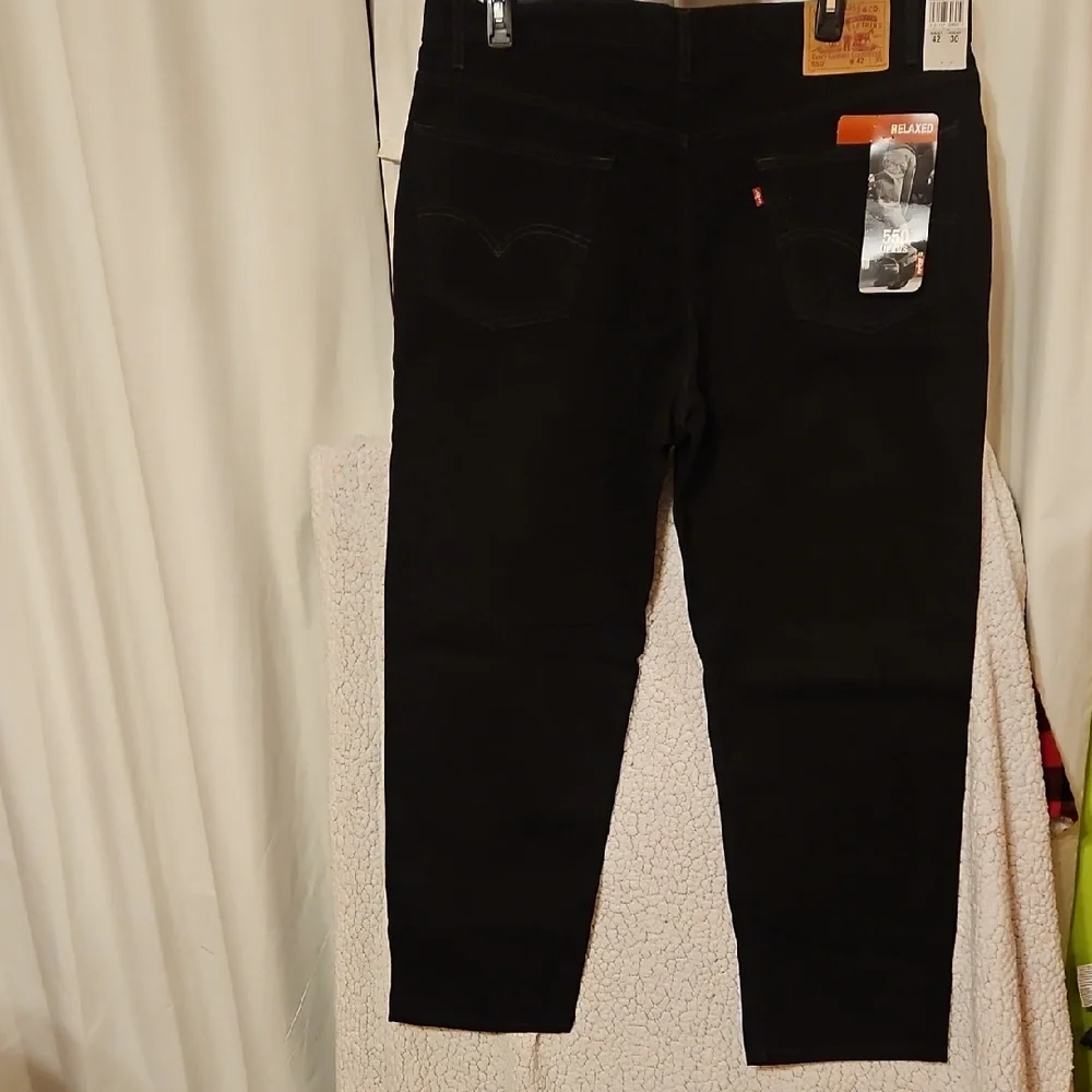NWT Levi's 550 Relaxed Fit Black Jeans - Picture 1 of 4